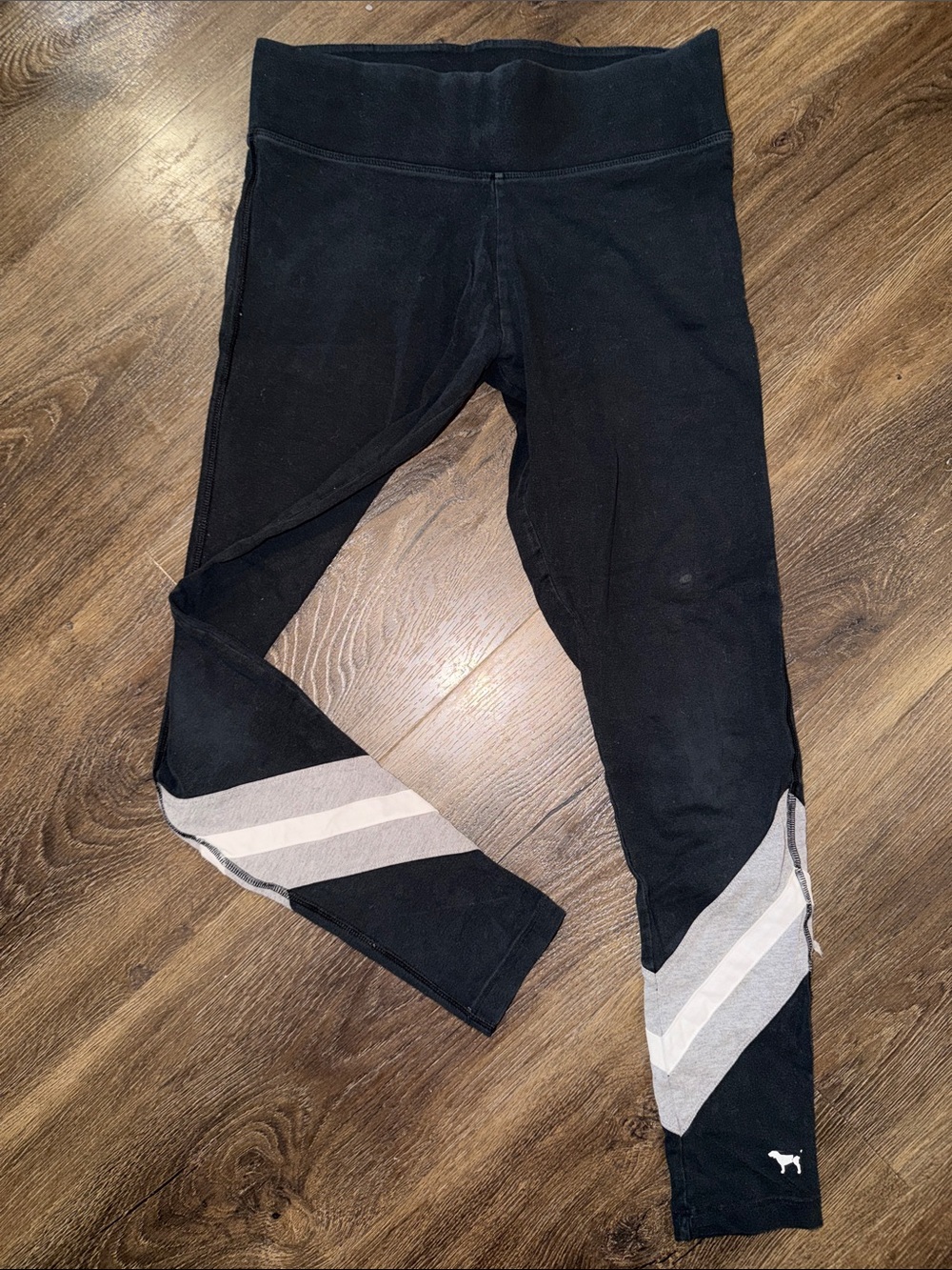 PINK Black Active Leggings with Gray Chevron Detail